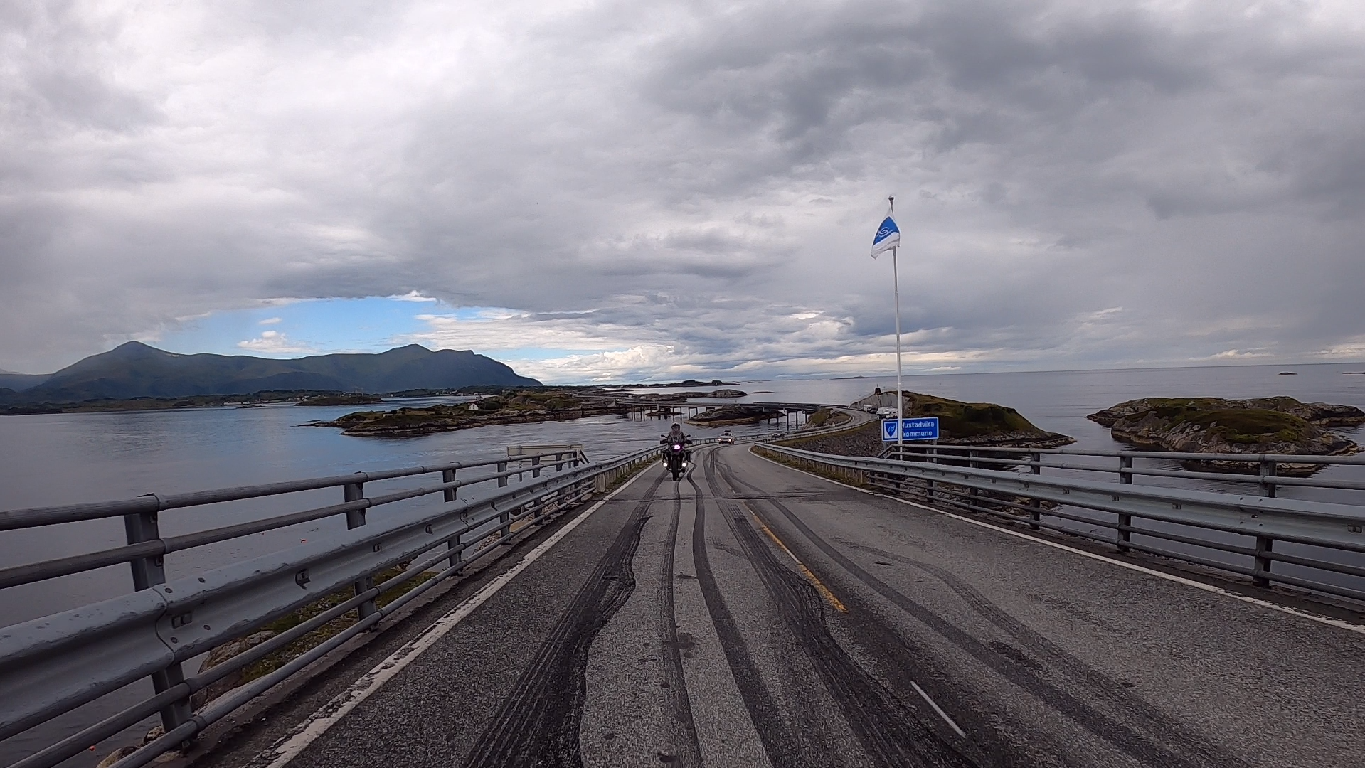 Atlanterhavsvejen, Fjorde & Fjeldtoppe